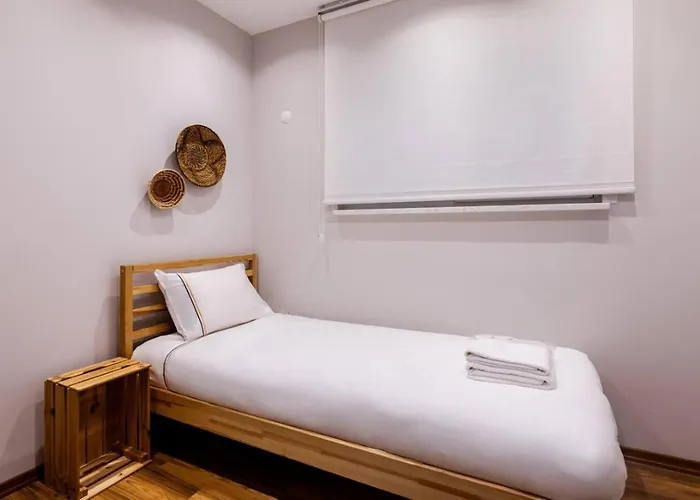 公寓 Charming Bright 4bd2bath Balcony Pad #368 *