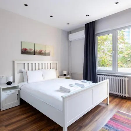 公寓 Charming Bright 4bd2bath Balcony Pad #368 伊斯坦布尔