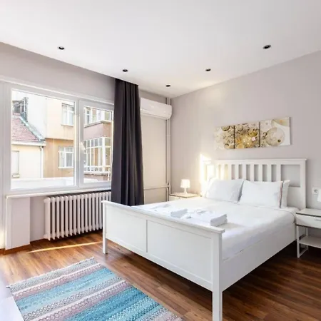 Charming Bright 4bd2bath Balcony Pad #368 Istanbul