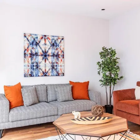 Apartamento Charming Bright 4bd2bath Balcony Pad #368 *